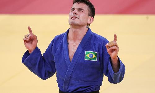 Daniel Cargnin e Ketleyn Quadros levam bronze em Grand Prix de Judô