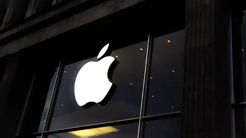 Apple é proibida de vender iPhones no Brasil.