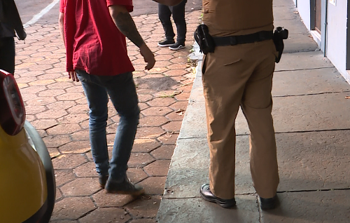 O homem é suspeito de ter atropelado