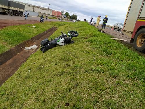 Motos batem na BR-467