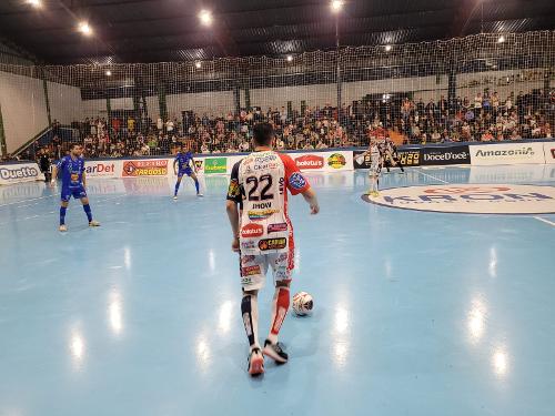 O mistão do Cascavel Futsal derrotou o Umuarama