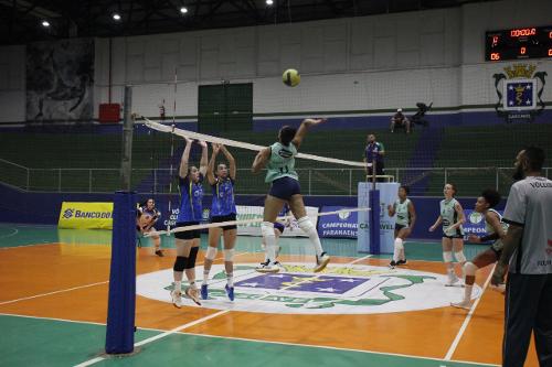 A equipe de Cascavel perdeu para Foz do Iguaçu por 3 a 0