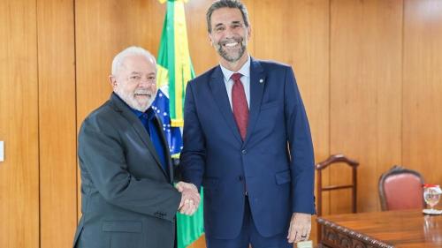 Verri toma posse da direção geral da Itaipu