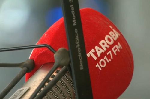 Tarobá FM 101.7 foi escolhida como a melhor emissora de rádio da cidade
