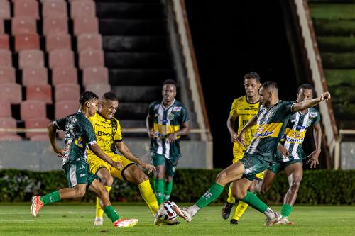 O Cascavel fez o primeiro jogo na condição de visitante