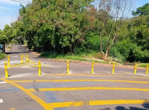 Material serve como instrumento indicativo de direção - imagem ilustrativa