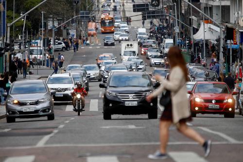 Mais de 22 mil condutores do Paraná já renovaram a CNH de forma automática e gratuita