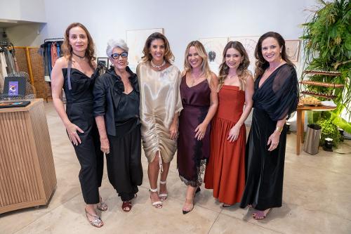 Bia Schwartz, Eliana Belesa, Lara Brotas, Rachel Pires, Mariana Villas e Andrea de Pinho