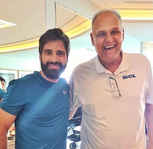 Bruno Schmidt e seu tio Oscar Schmidt