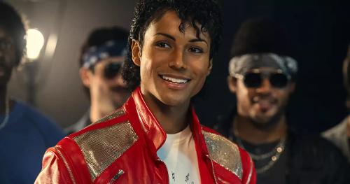 Primeira parte da cinebiografia de Michael Jackson, "Michael" estreia nos cinemas nessa quinta-feira (23)