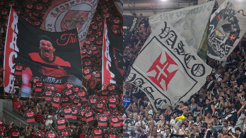 Torcidas de Flamengo e Vasco