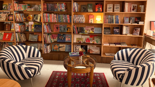 Lúcia Livraria, em Iriri