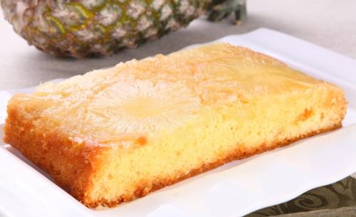 Bolo de abacaxi
