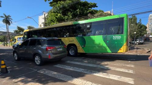 Atropelamento no Centro gera lentidão e reacende críticas sobre segurança de pedestres