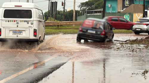 Ponto de alagamento já é conhecido em Cascavel