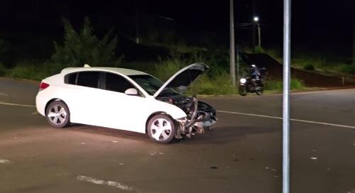 Acidente com fuga mobiliza socorristas e polícia em Londrina