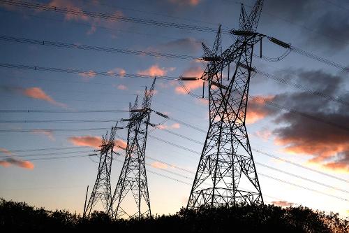 Rede de distribuição de energia, torre de energia elétrica