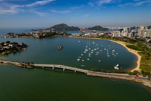 Vista aérea da Praia da Guarderia