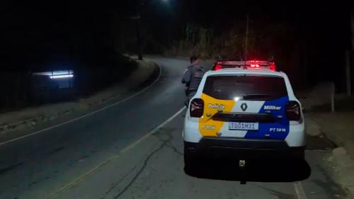 Acidente aconteceu na noite de domingo (5), no bairro Ayrton Senna