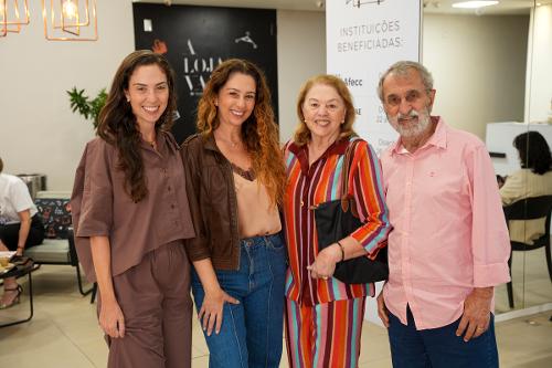Maria Elisa, Marianne, Cida e Michel Assbu
