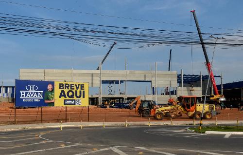 Obras da nova loja da Havan na Avenida Carlos Lindenberg, Vila Velha