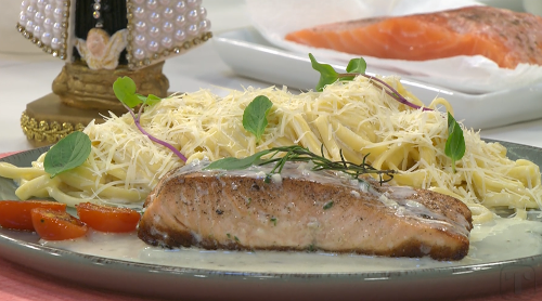 MACARRÃO AO MOLHO ALFREDO