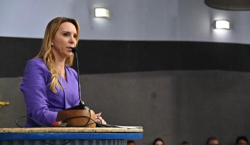 Prefeita de Vitória Cris Samorini presta contas à Câmara de Vitória
