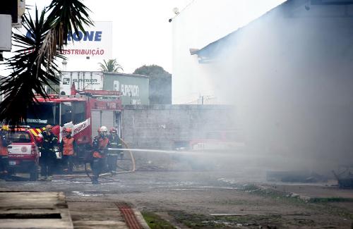 Incêndio destrói Arquivo Geral do Ttribunal de Justiça do ES