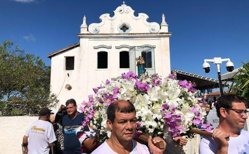 Imagem de Nossa Senhora das Neves visita a Paróquia Nossa Senhora da Imaculada Conceição e São Sebastião, em Barra do Itabapoana, distrito de São Francisco de Itabapoana (RJ)