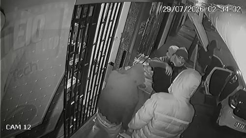 Criminosos arrombam e furtam loja em Santa Maria de Jetibá