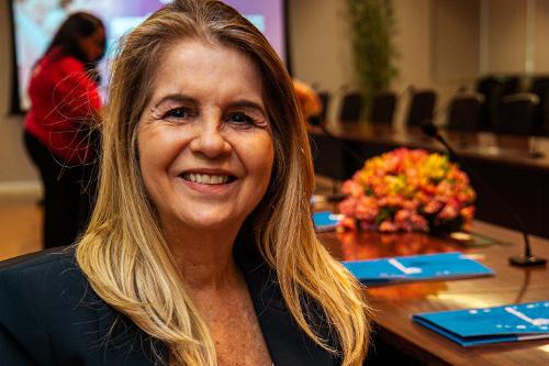 Soraya Manato (Republicanos), médica e ex-deputada federal, desiste de disputar as eleições em 2026