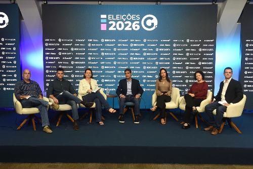 Ricardo Ferrraço, governador do ES, durante sabatina de A Gazeta e CBN Vitória. (Da ESq.p/dir.) Os jornalistas Leonel Ximenes, Abdo Filho, Fernanda Queiroz, Ricardo Ferraço, Leticia Gonçalves, Vilmara Fernandes, e Vitor Vogas.