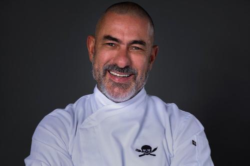 O chef Henrique Fogaça