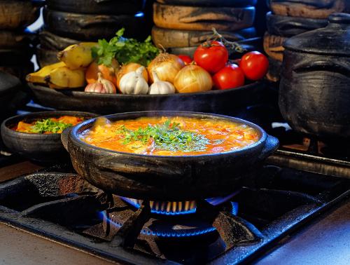 Moqueca capixaba, o "ensopado" citado em lista mundial