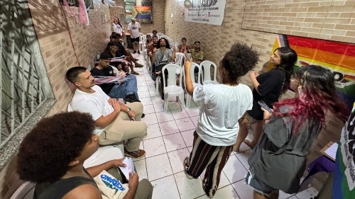 Circuito de slams em Vitória aborda abuso infantil, violência e outros temas sociais