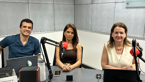 Colunistas comentam movimentações da campanha eleitoral e desempenho dos concorrentes em debate.