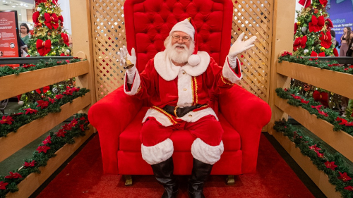 Bom velhinho desembarca no shopping Mestre Álvaro em 1º de novembro