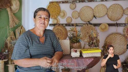 Cena da websérie “Arte em Taboa das Filhas de Mãe-Bá”