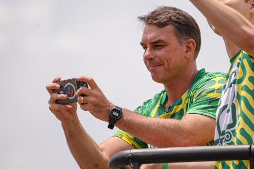 Ato com Flávio Bolsonaro em Vitória