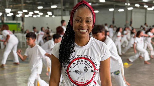 Crianças podem fazer aulas gratuitas de capoeira em Cariacica