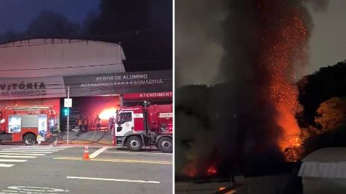 Incêndio atinge galpão em Fradinhos, em Vitória
